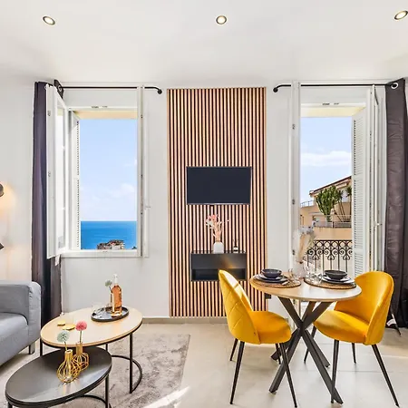 Apartment Frontiere Monaco - Splendide 2 Pieces - Vue *